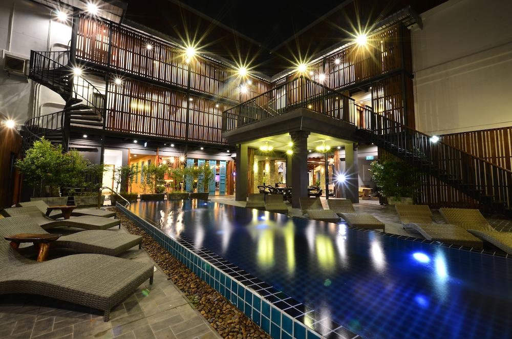 Lap Roi Karon Beachfront By Shanaya المظهر الخارجي الصورة